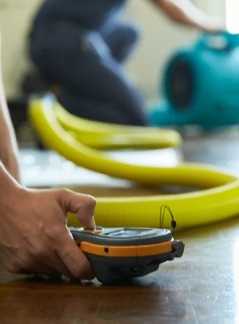 water-damage-restoration-chicago-north-shore-service-master-restoration-by-simons